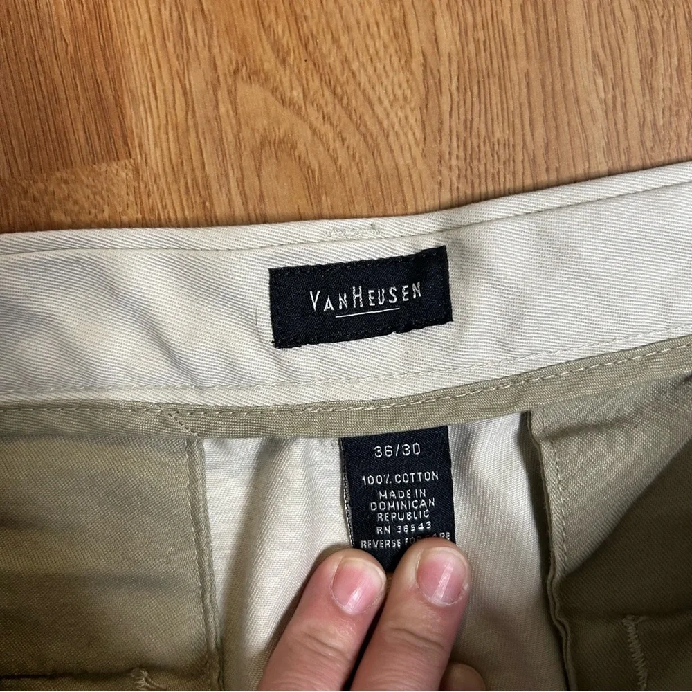 Van Heusen Men's Light Cream cotton Chinos Sz 35x30